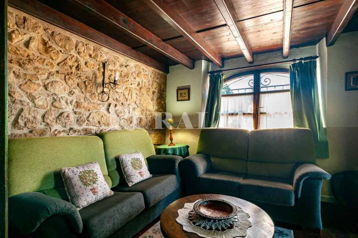 Casa Carmen 5 Situada En Una Zona Muy Tranquila A Collera Esterno foto